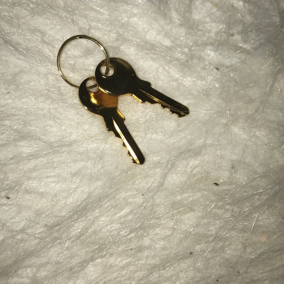 AUTHENTIC HAYMARKET CHECK TOTE W/ KEYS & DUFFLE - Picture 6 of 7